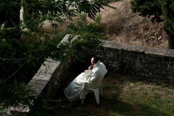 Luca is a novice at the hermitage sanctuary of Maria Santissima della Neve. As far as prayers are concerned, a hermit only has one rule: to pray incessantly. Whatever he does, his prayers shall know no interruption. Tuscany.